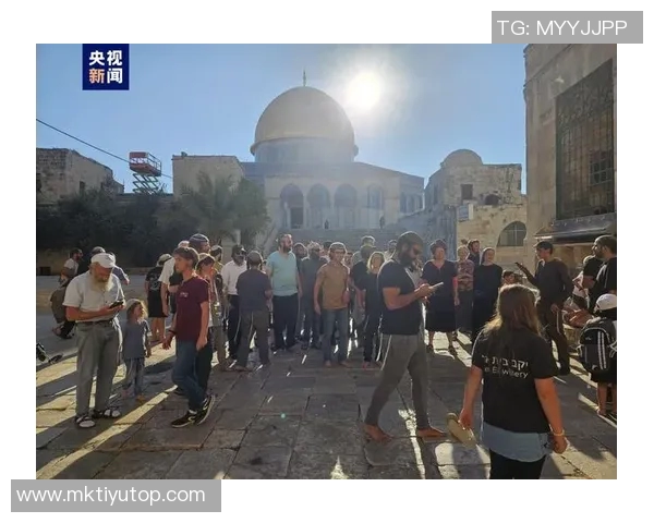 南美媒体曝贝尔萨执教危机努涅斯与巴尔韦德对其不满引发猜测